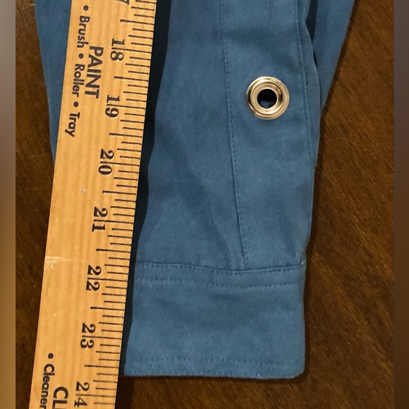 Ladies Size XL Dress Barn Teal Button Down Long Sleeve W/Detail Circles - Picture 9 of 14